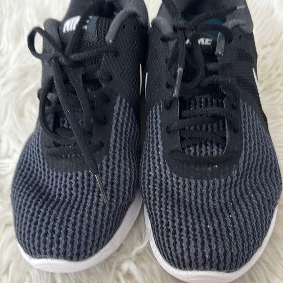 Nike Black and White Womens Mesh Sneakers Size 9 - Picture 7 of 8